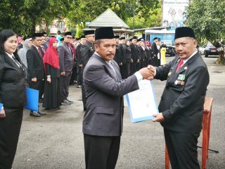 Tindak Lanjut Perubahan SOTK, Bupati HST Lantik dan Kukuhkan Pejabat